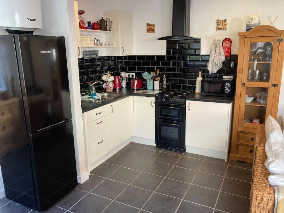 The Potters Cottage Clifden Εξωτερικό φωτογραφία